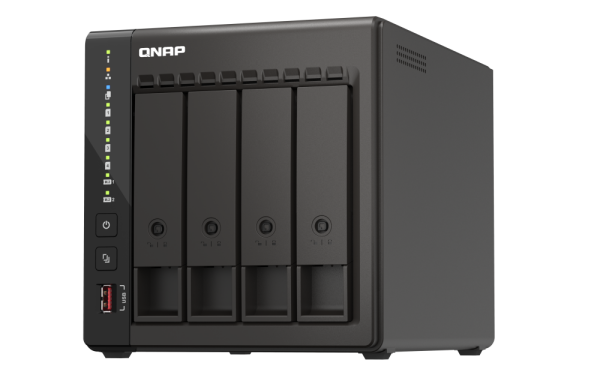 Qnap TS-453E 8 GB 6 Yuvalı 250 TB Destekli NAS Depolama Ünitesi